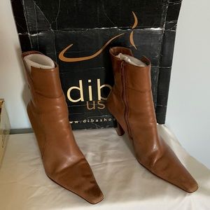 Diba leather boots size 9